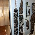 bu-04015-3 papua-neuguinea unterer sepik keram,feder-schild,ausstellun